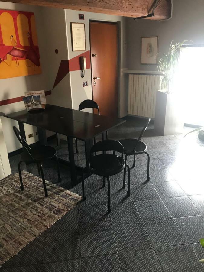 B&B Mi Casa Tu Casa Pawia Zewnętrze zdjęcie