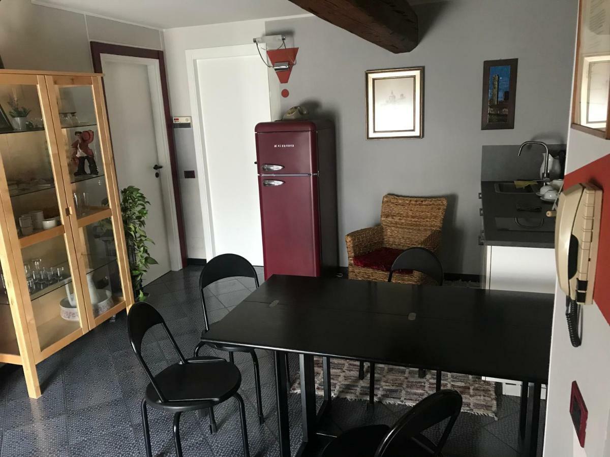 B&B Mi Casa Tu Casa Pawia Zewnętrze zdjęcie